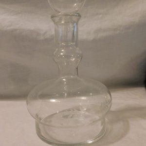 Crystal Glass Etched Liquor /Wine Decanter